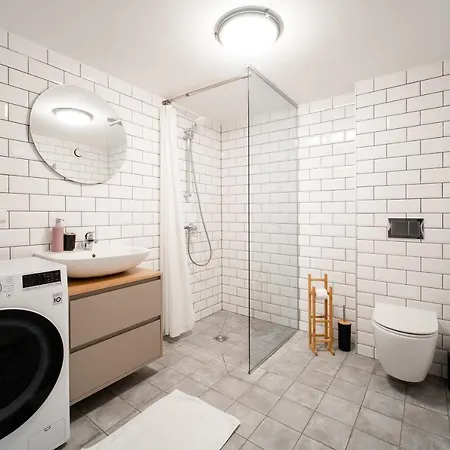 Owl Jazz - Luxury In The Heart Of The * Kaunas