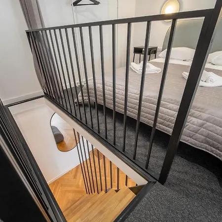 Owl Jazz - Luxury In The Heart Of The * Kaunas