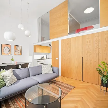 Owl Jazz - Luxury In The Heart Of The Apartment *