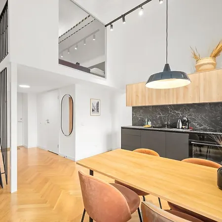 Owl Jazz - Luxury In The Heart Of The *
