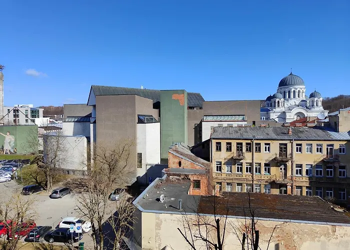 Owl Jazz - Luxury In The Heart Of The Appartement