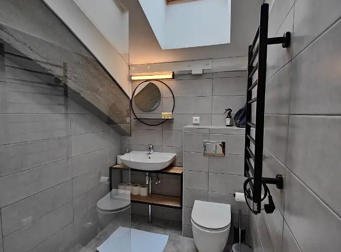 Owl Jazz - Luxury In The Heart Of The Appartement