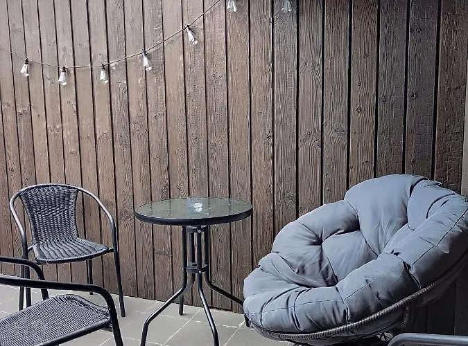 Owl Jazz - Luxury In The Heart Of The *